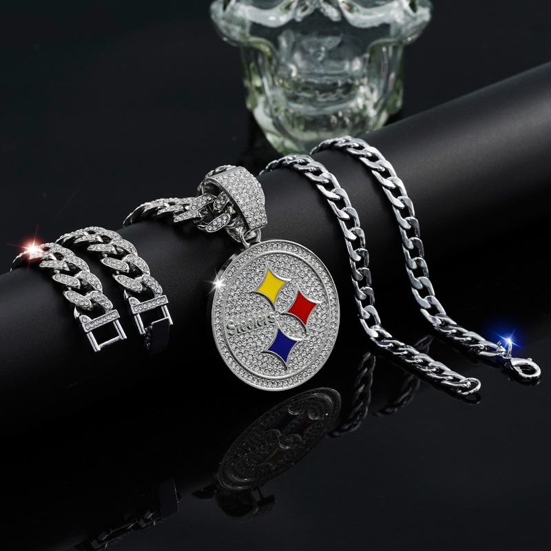 Steelers Pendant and 2 Necklaces Silver