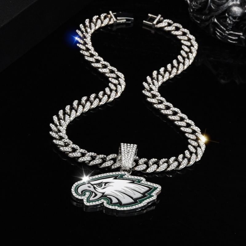 Eagles Pendant and Necklace Silver