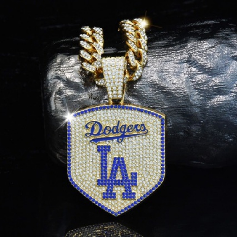 Dodgers Pendant and Necklace Gold