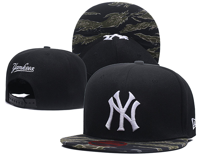 MLB New York Yankees USA Flag Adjustable Hat 1
